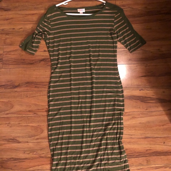 LuLaRoe Dresses & Skirts - LuLaRoe Julia